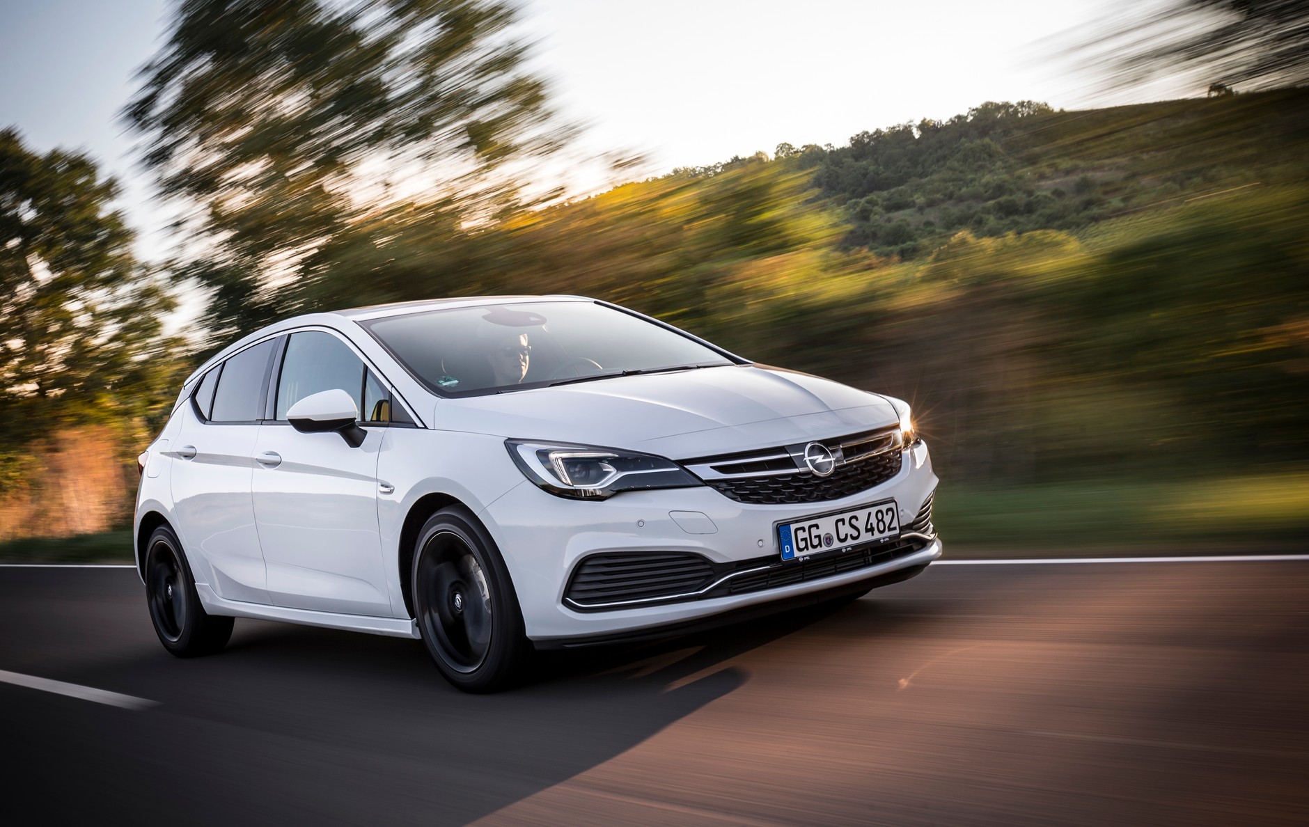 Opel Astra z pakietem OPC Line