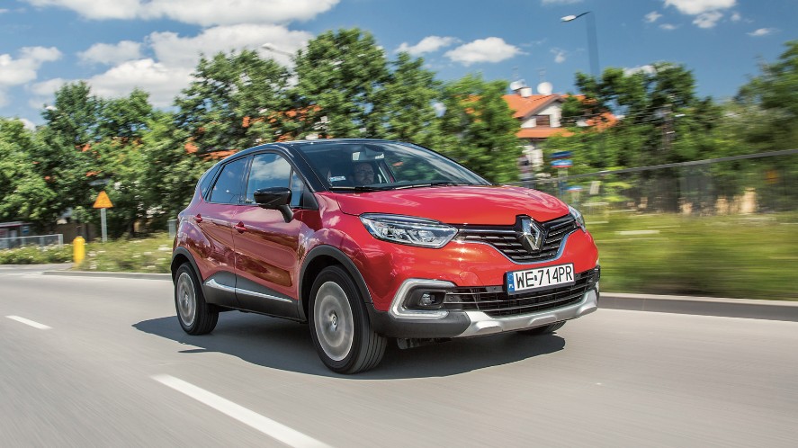  Nasz ekspert wziął pod lupę Renault Captur i Peugeot 2008. Uwaga na jeden silnik - Auto Świat