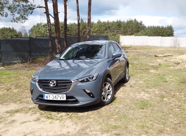 Mazda CX-3 - lifting którego nie widać, ale miał sens