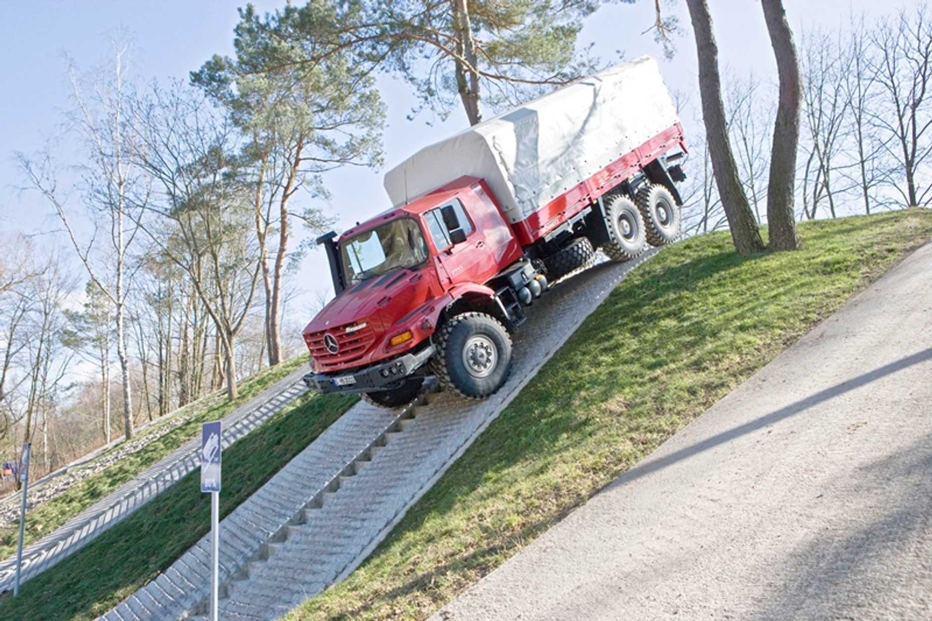 Mercedes Zetros – znacie go już?