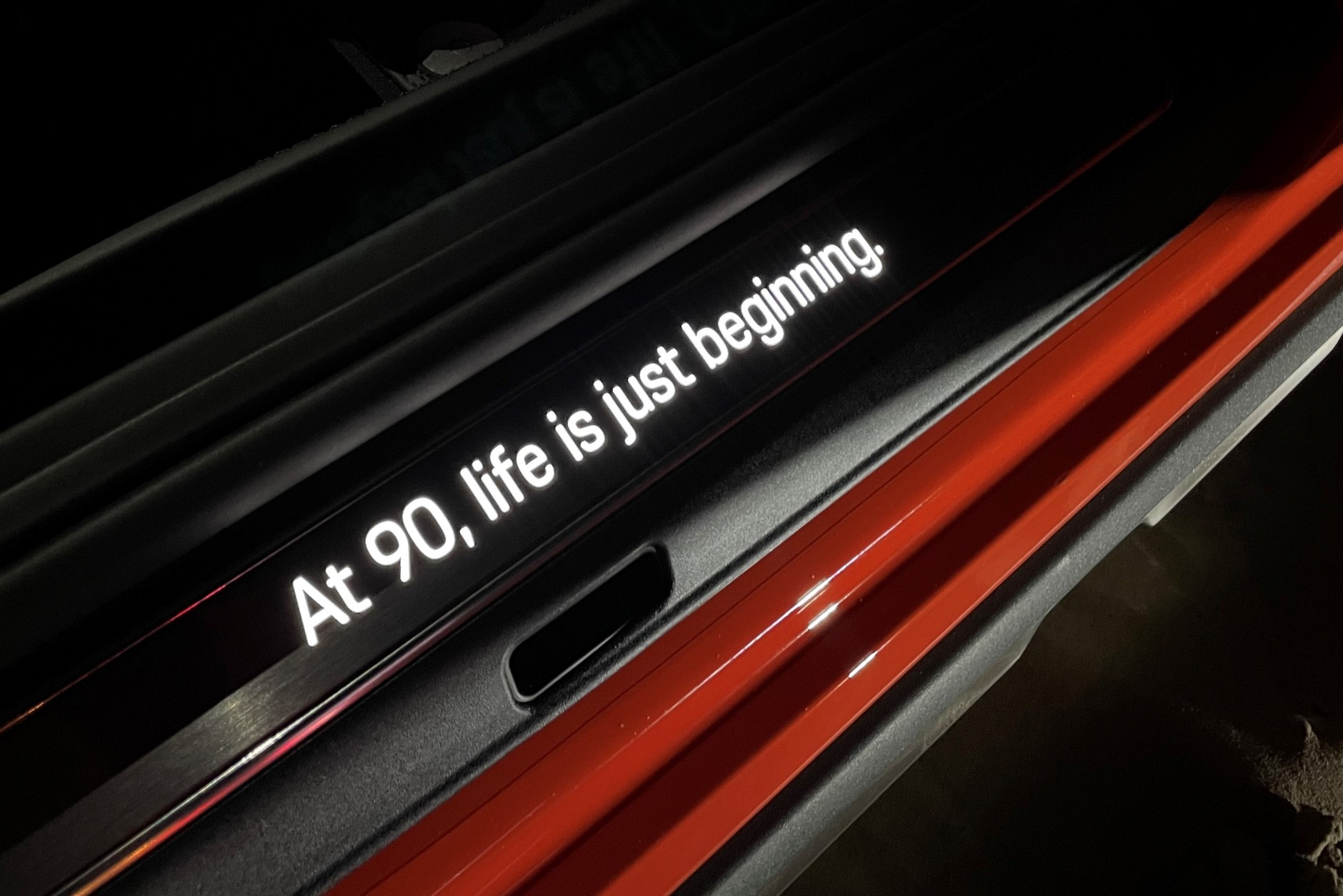 Porsche 911 Dakar RED58 Special w hołdzie Sobiesławowi Zasadzie