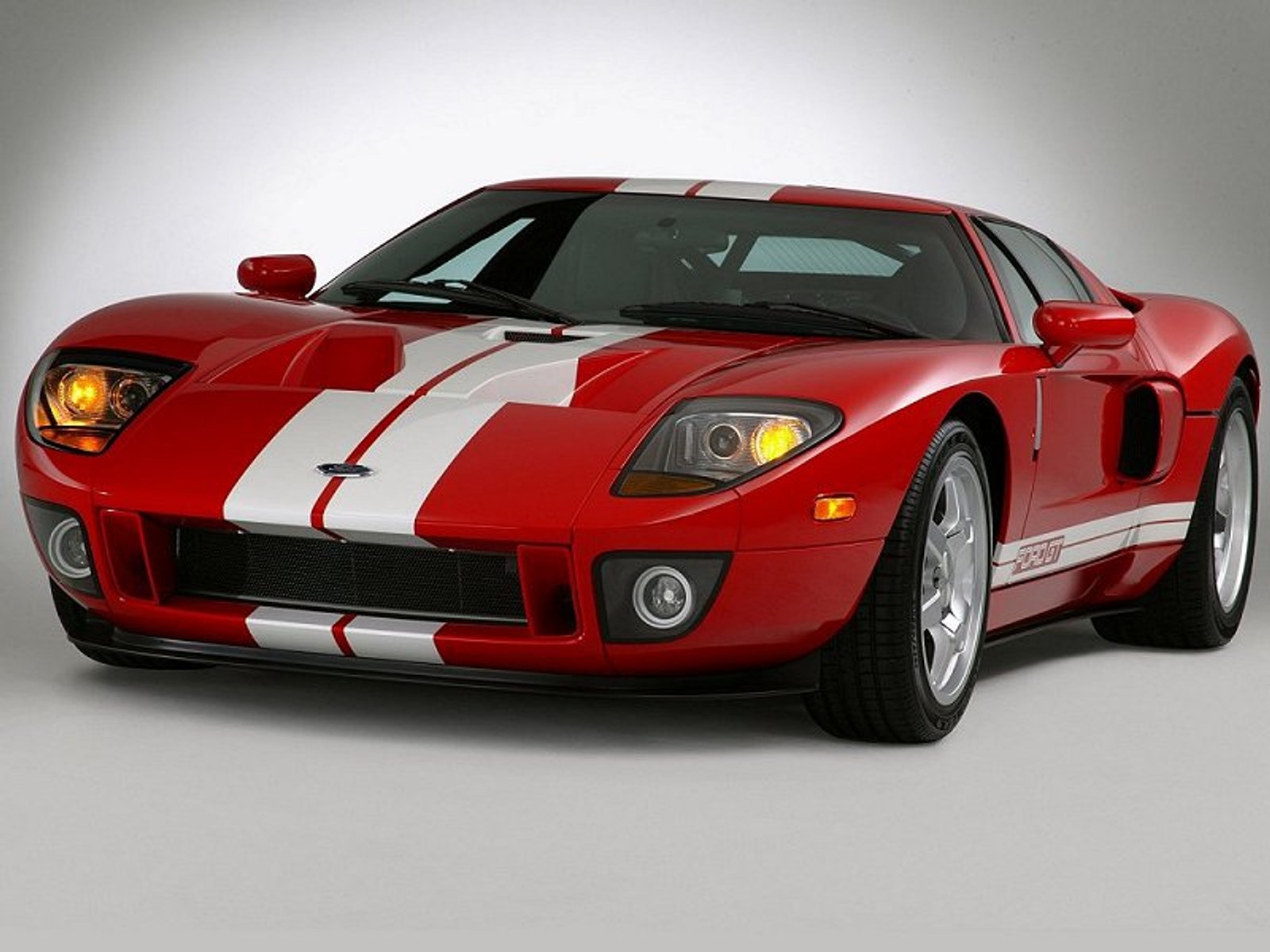 Ford GT40 – bicz na Ferrari