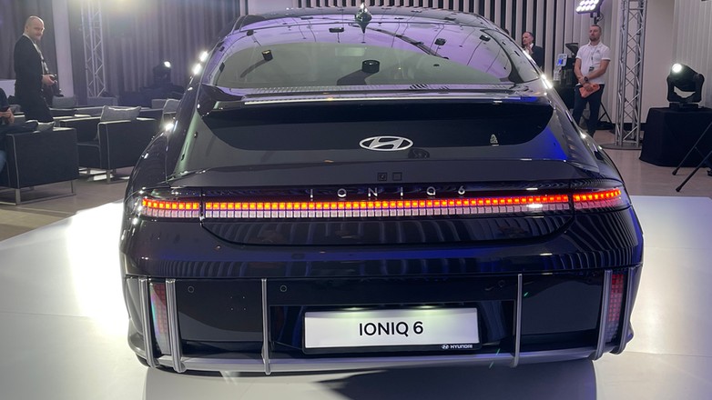 Hyundai Ioniq 6