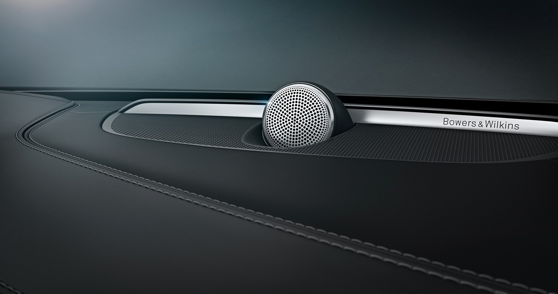 Bowers & Wilkins "tweeter on top" w Volvo XC90