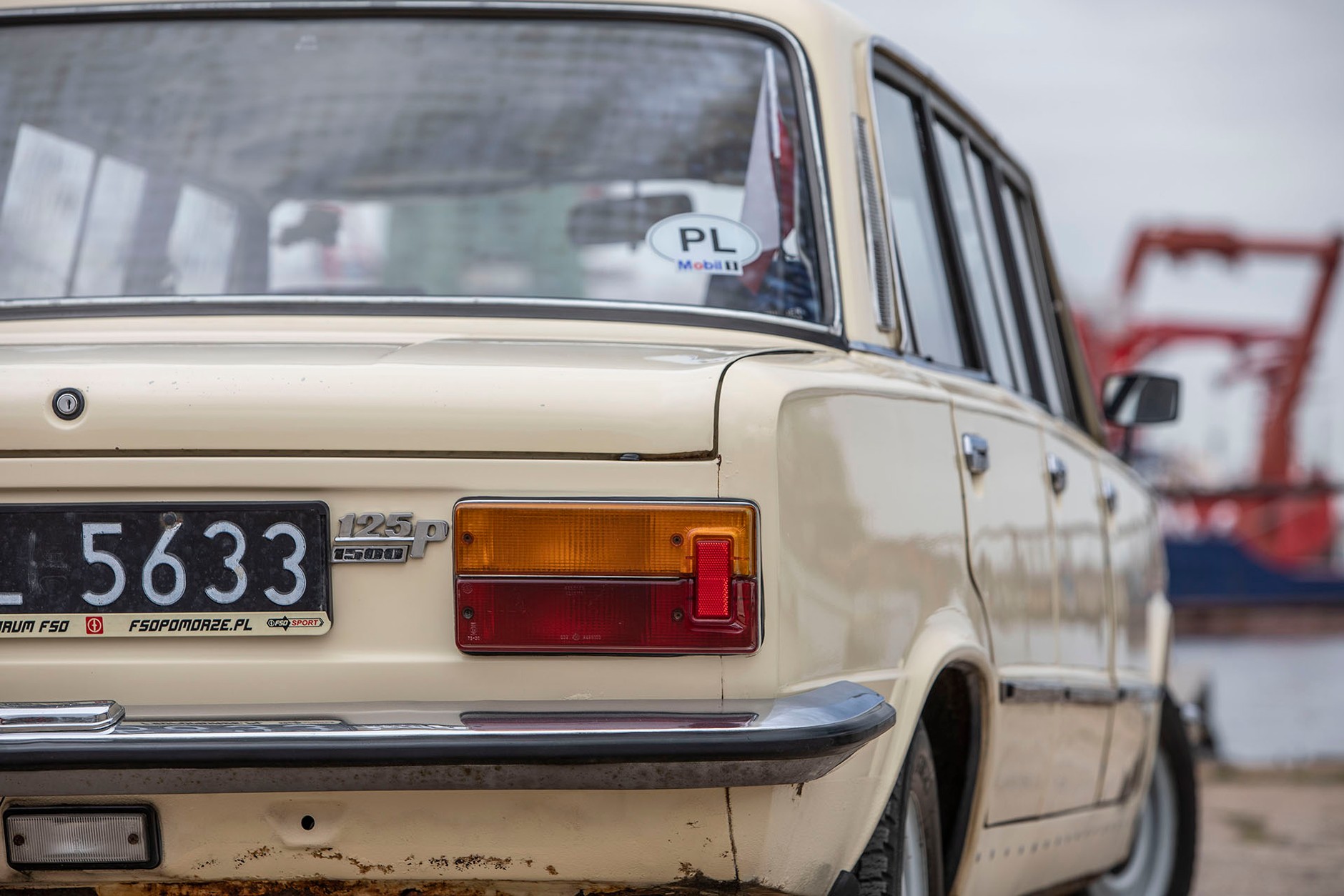 Polski Fiat 125p i FSO Polonez w wersji Long - przedłużane auta z FSO