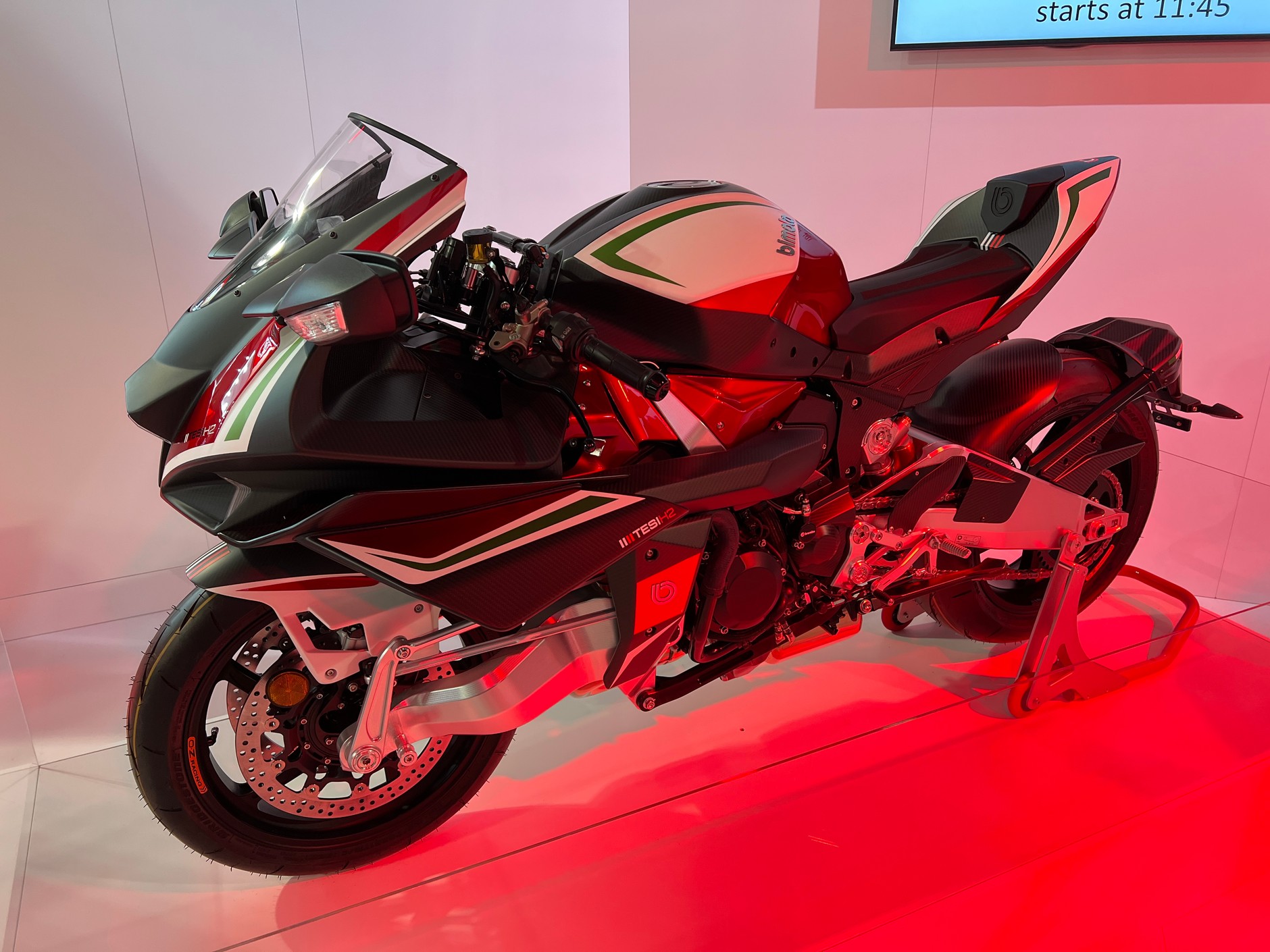 Wystawa motocyklowa EICMA 23