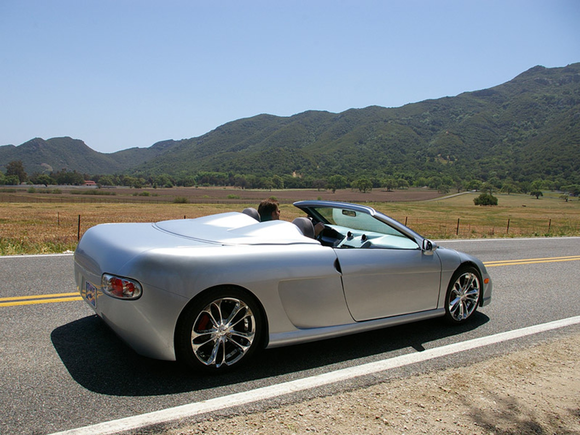 UEV Spyder: nowe zdjęcia i dane techniczne