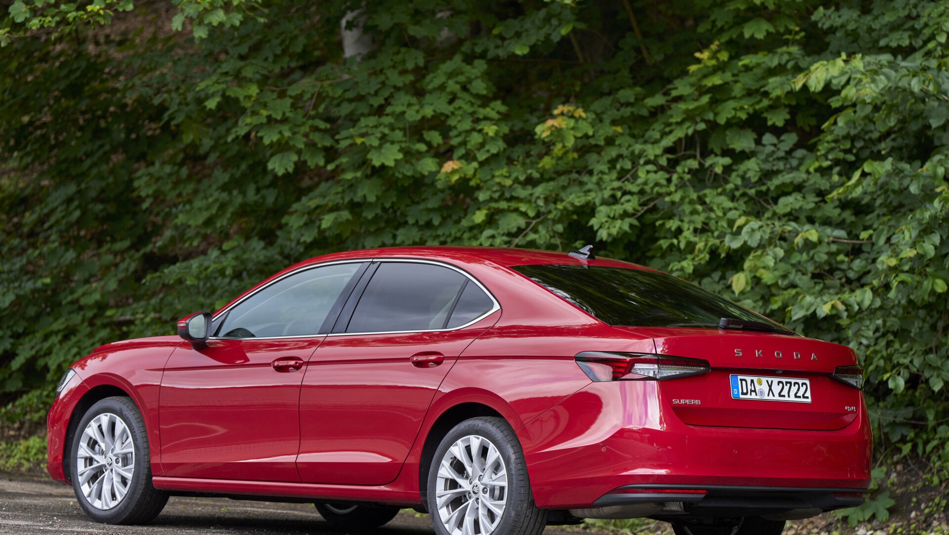 Skoda Superb liftback