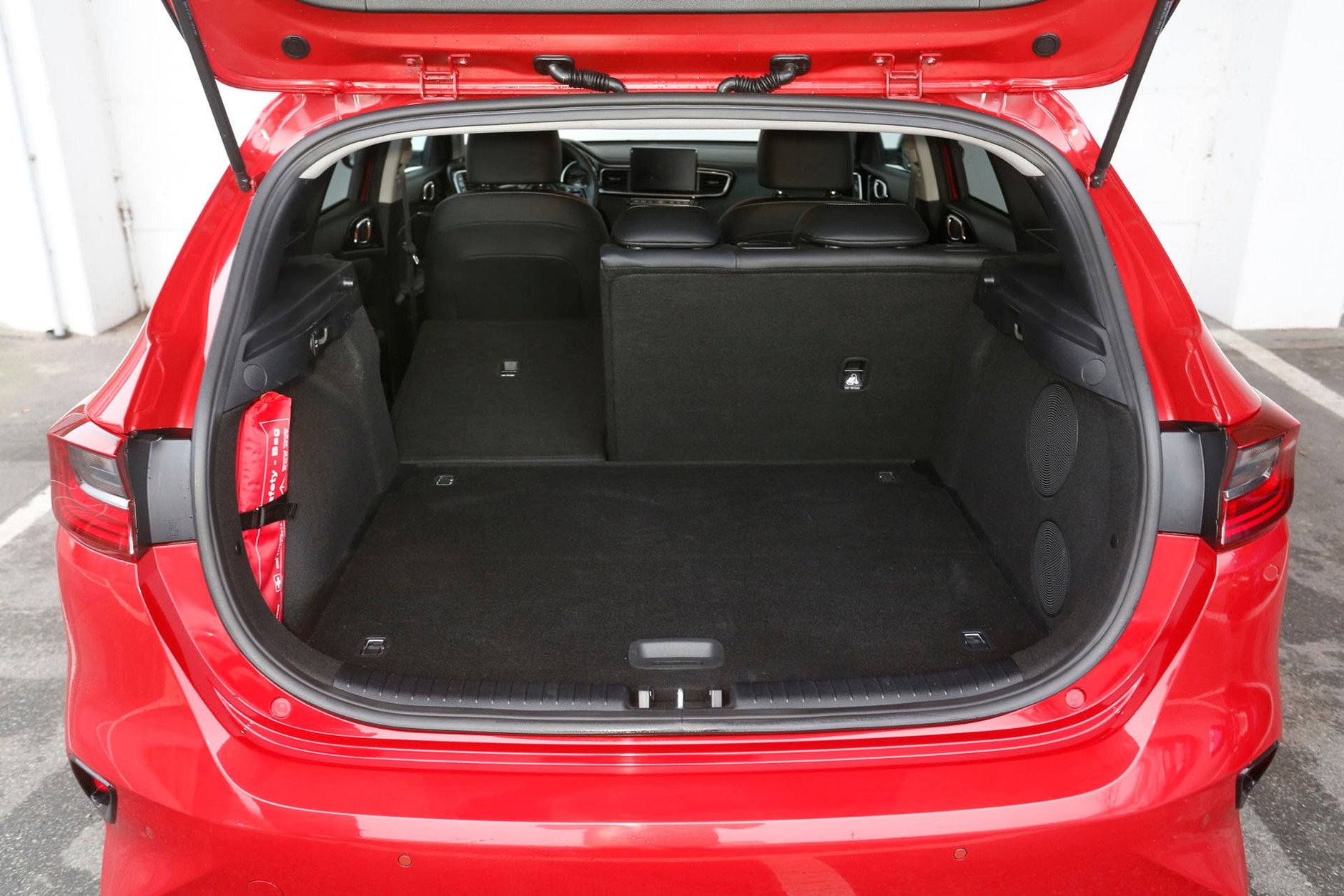 Kia Ceed 1.6 CRDi L 136 KM, cena od 89 990 zł