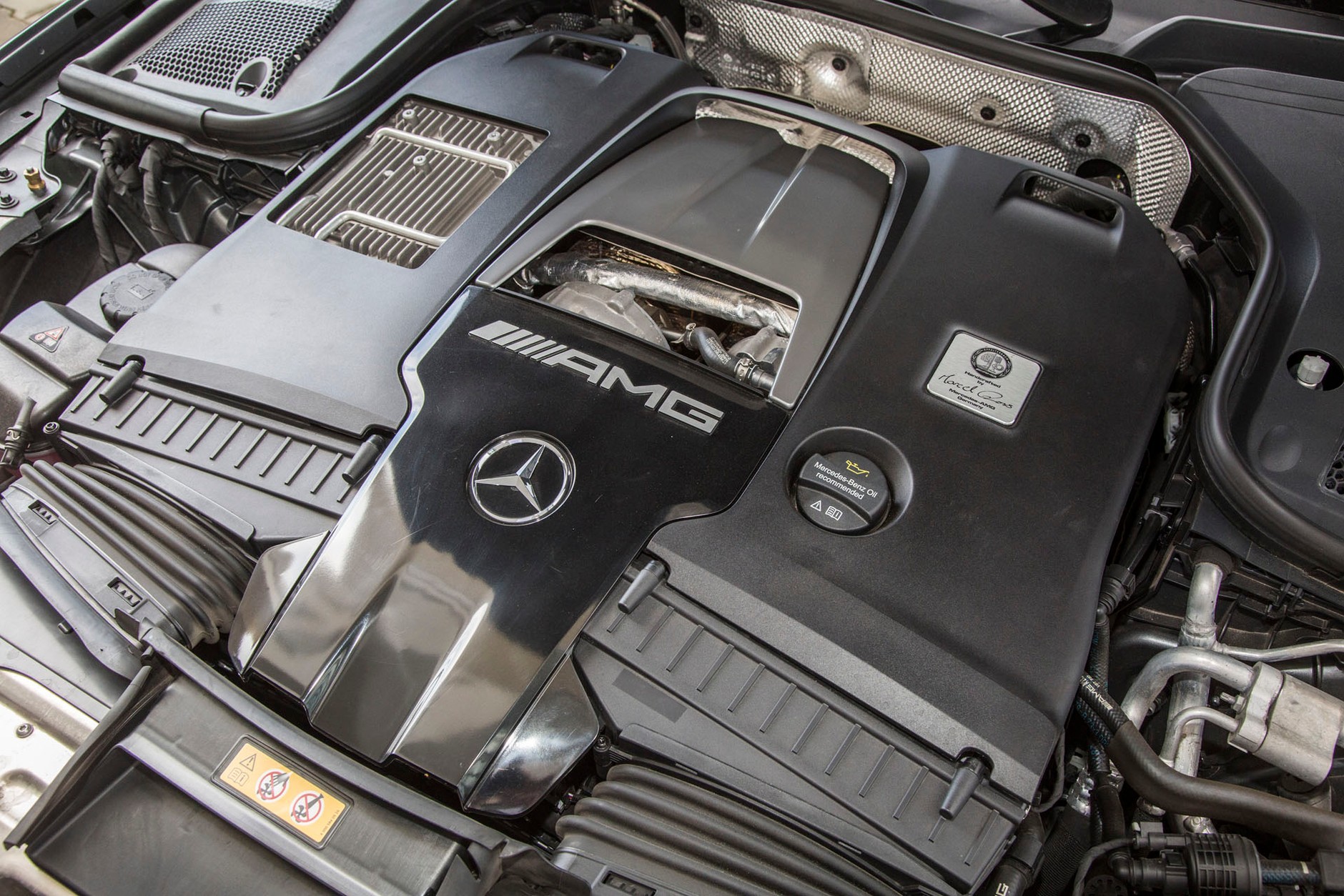 Mercedes-AMG E 63 S 4Matic+ - sportowiec o niewiarygodnych talentach