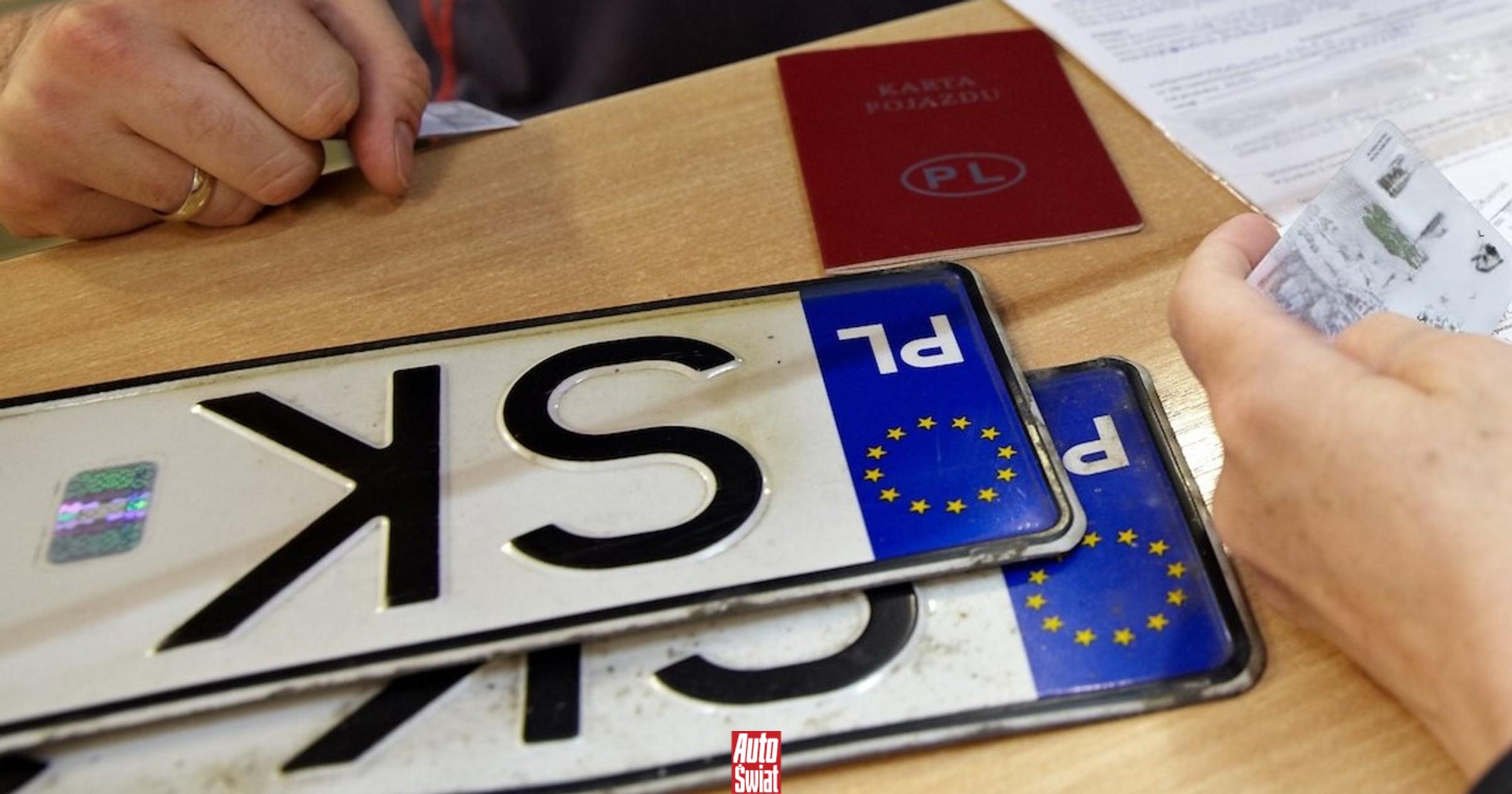 Samochód zarejestrujesz przez aplikację. Sejm przyjął nowe przepisy