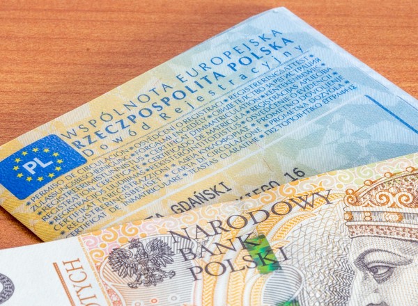 Podobno kto nie pójdzie do urzędu do 10 czerwca, może dostać 9 tys. zł kary