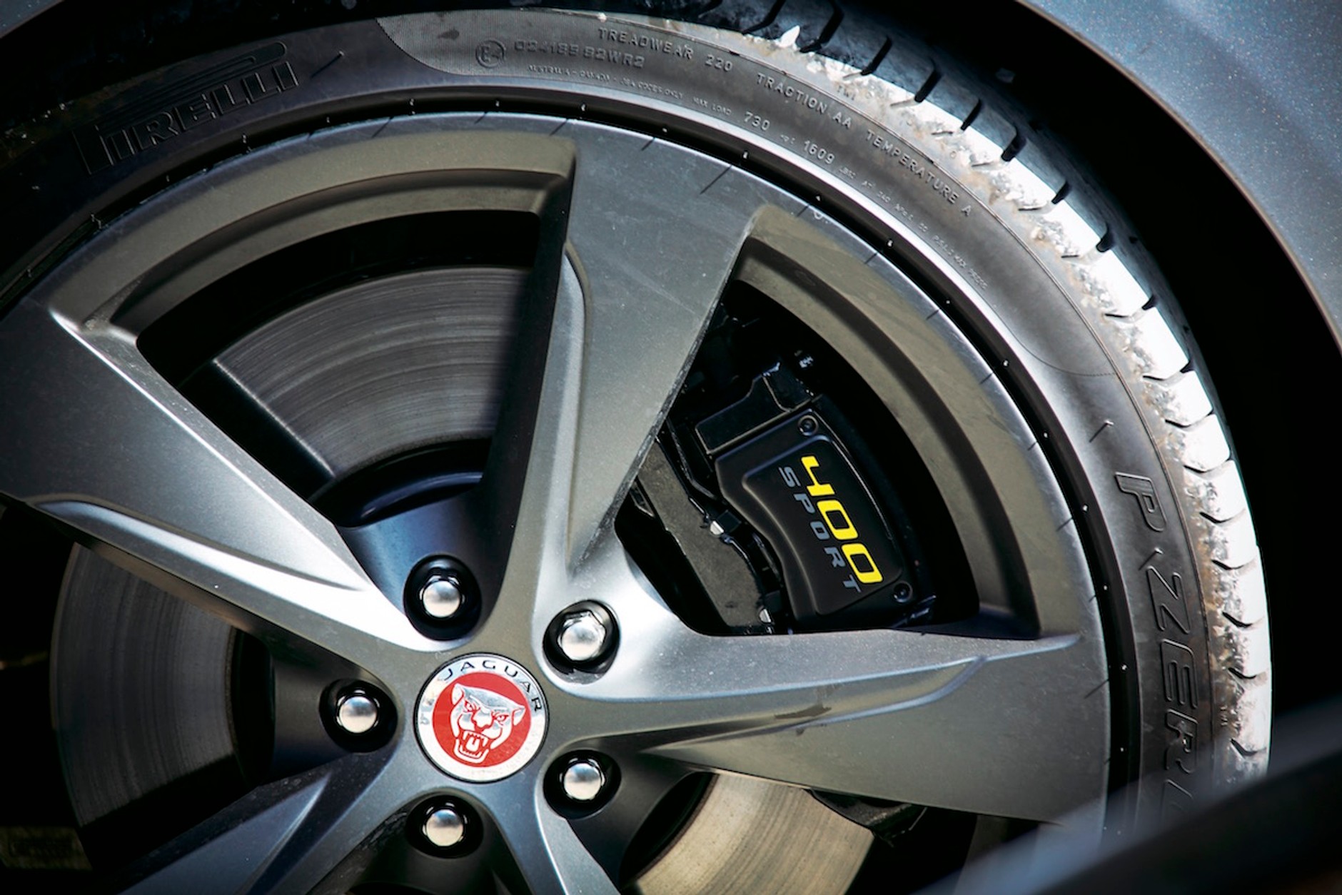 Jaguar F-Type 400 Sport