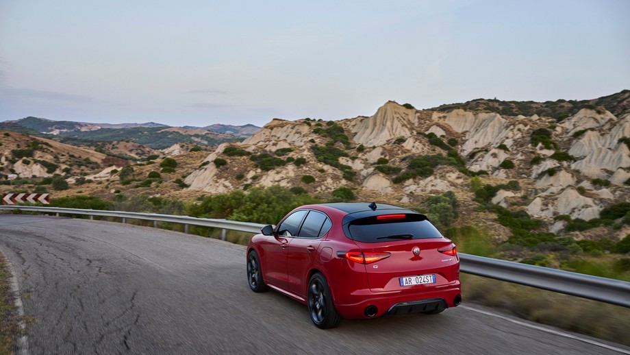 Alfa Romeo Stelvio Tributo Italiano
