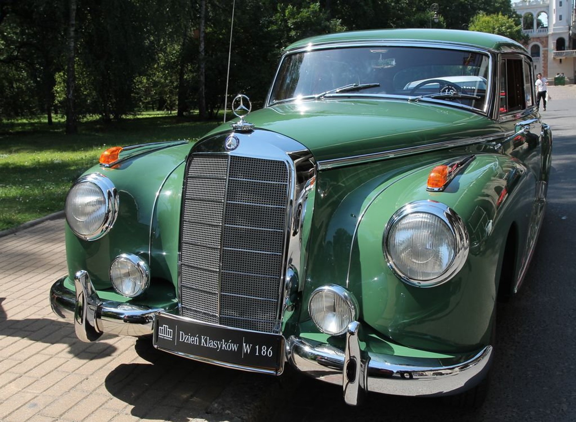 Dzień Klasyków w Stacji Mercedes na warszawskim Powiślu (2.08.2015 r.)