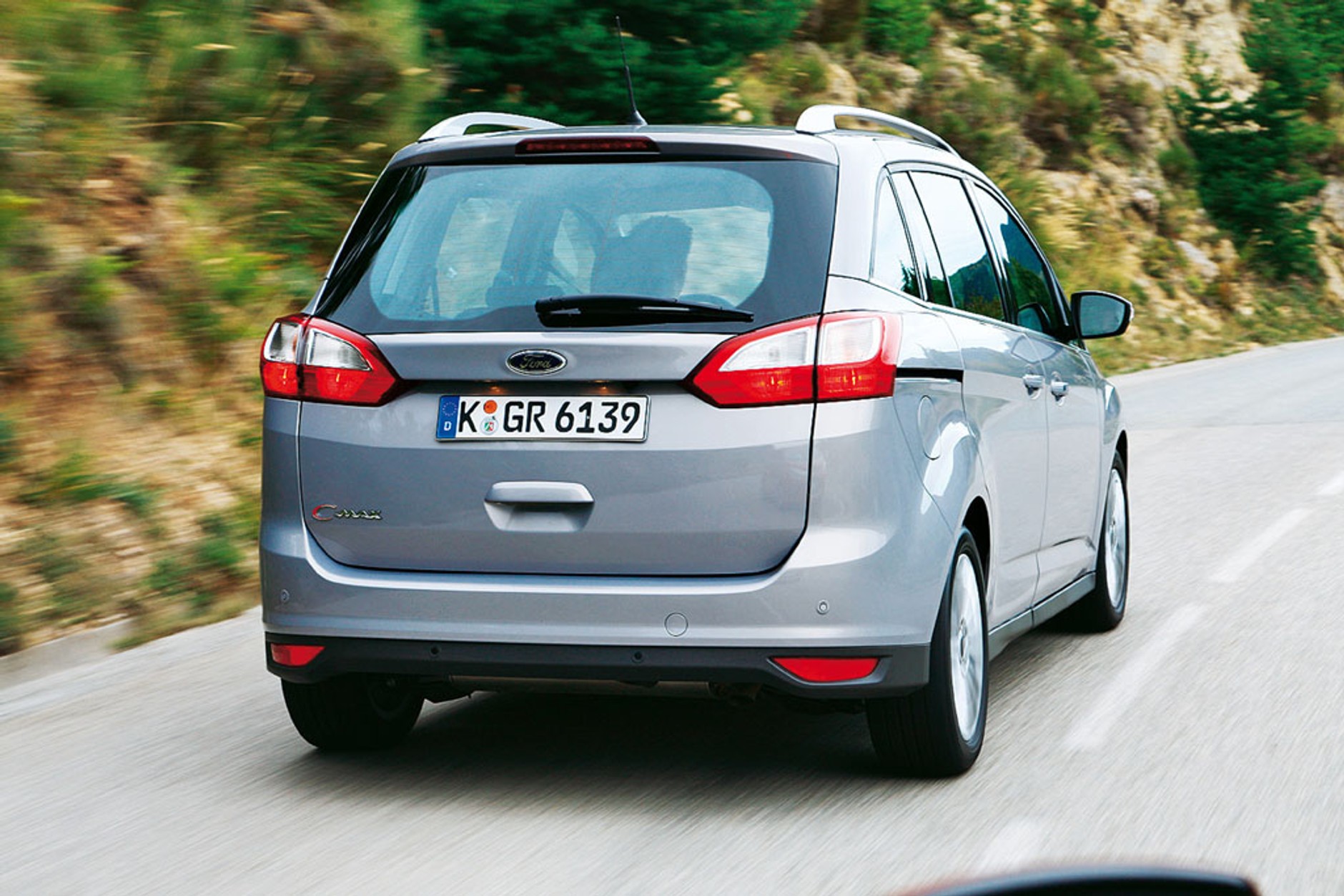 Ford C-Max i Grand C-Max: Podwójna stawka Forda