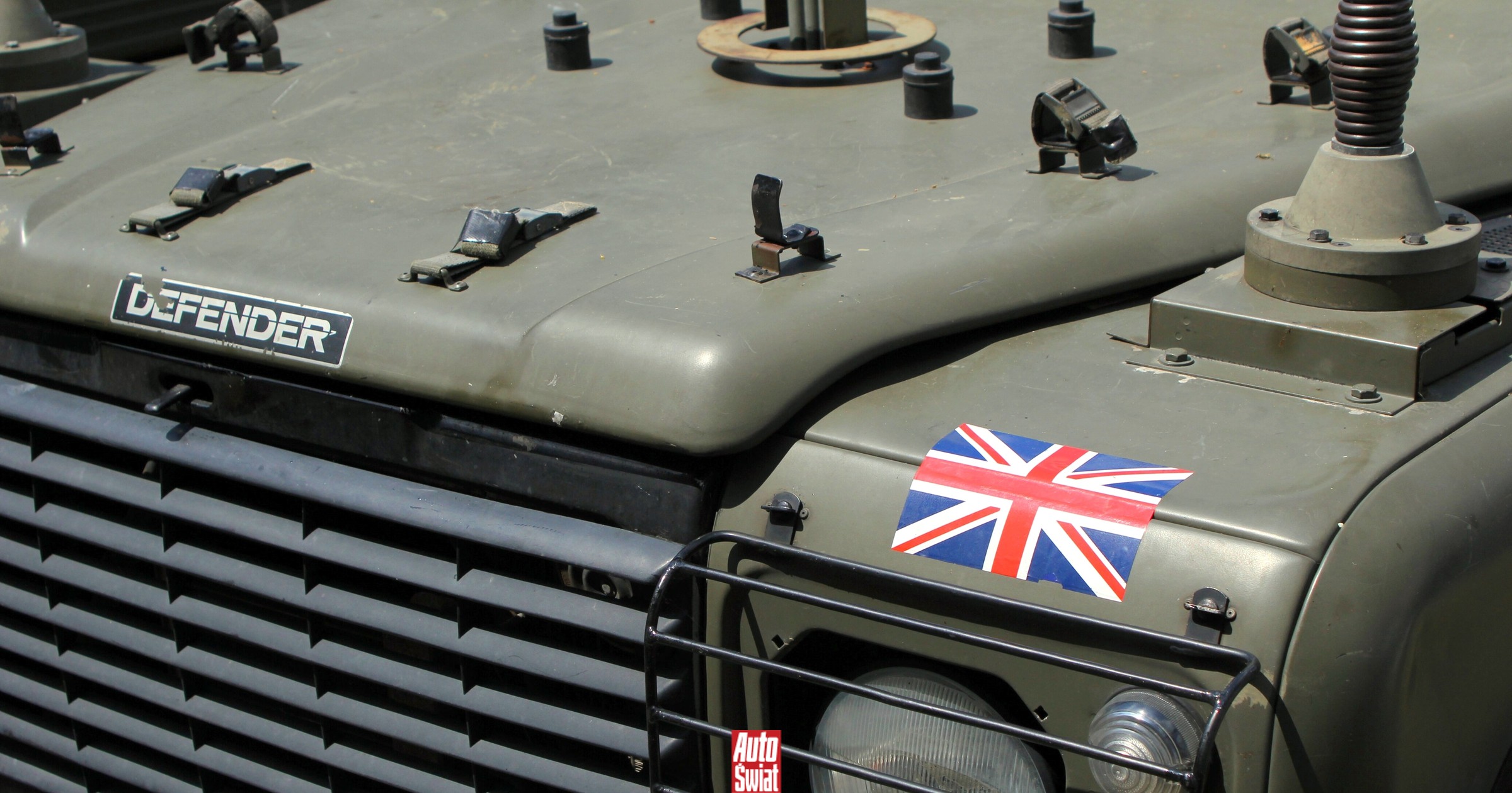 Emerytura po 70 latach służby? Brytyjska armia pozbywa się kultowych Land Roverów