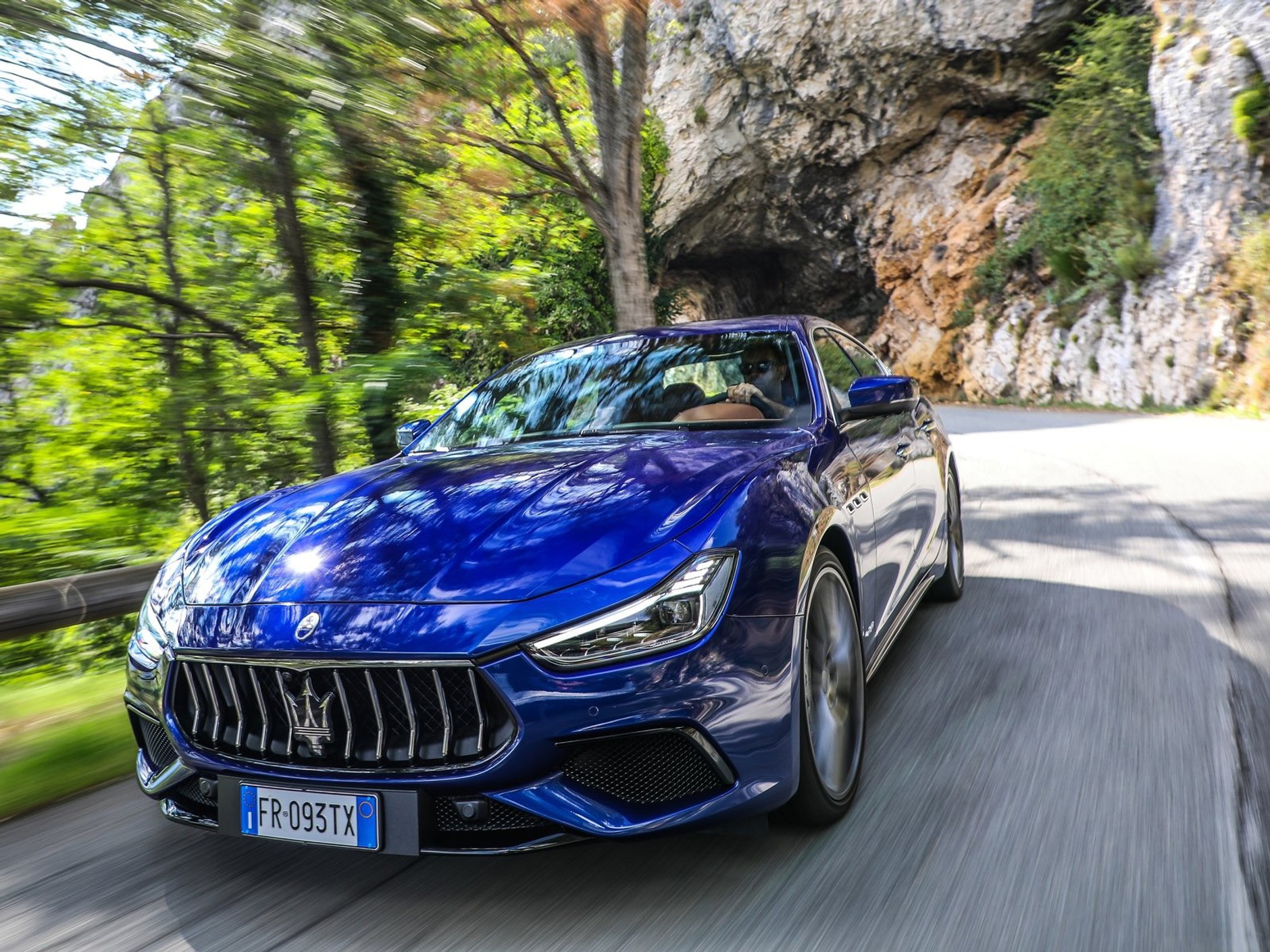 Top 10 „złomów” z aukcji w Dubaju