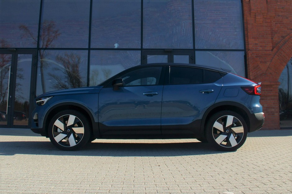 Volvo C40 Recharge P8