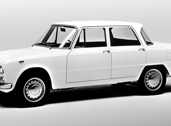 Alfa Romeo w rajdzie Pekin-Paryż
