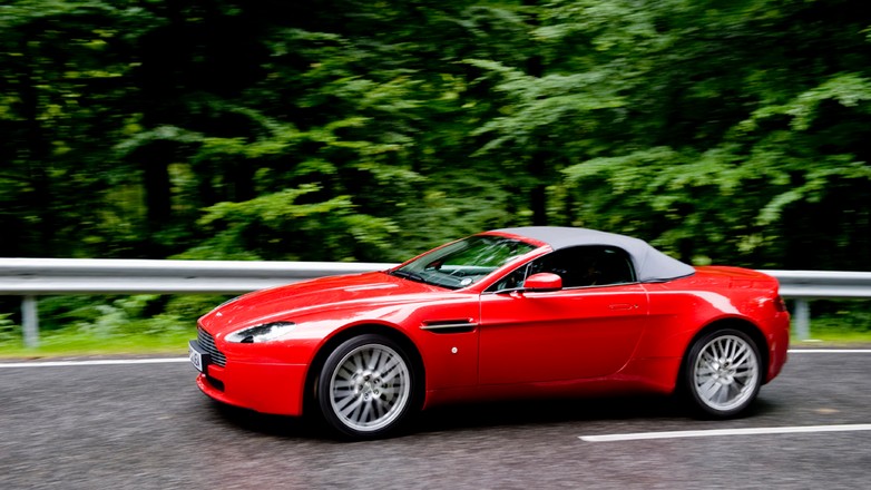 Aston Martin V8 Vantage