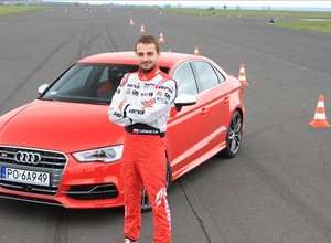 Kuba Giermaziak testuje Audi S3 limousine