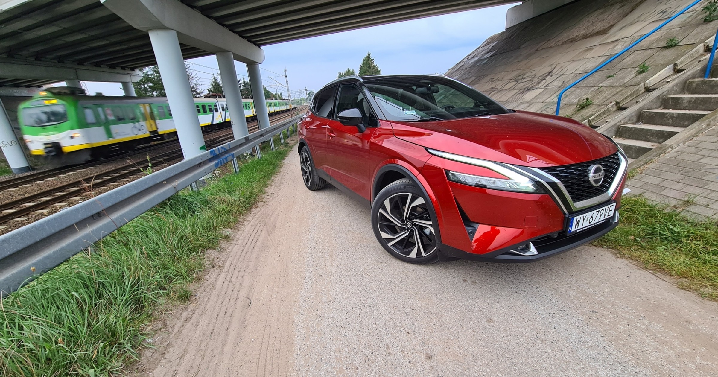Nissan Qashqai Tekna 1.3 DIG-T MHEV 158 KM Xtronic 2WD