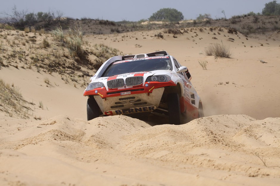 Silk Way Rally: wyprawa jedwabnym szlakiem