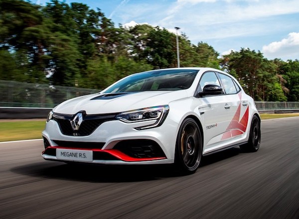Renault Megane R.S. Trophy-R – cena w Polsce