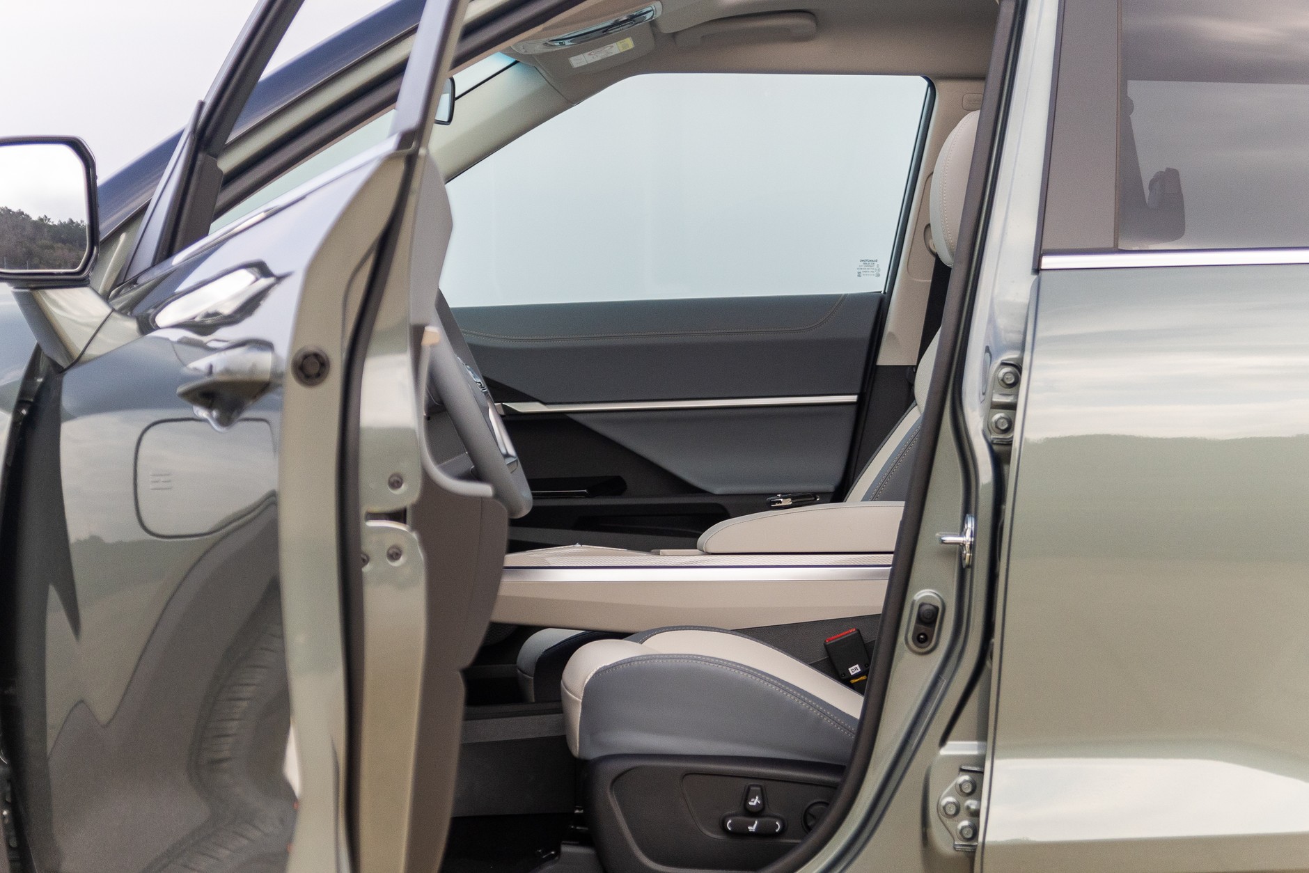 SsangYong Torres EVX