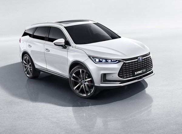 Chiński BYD rusza na podbój Europy. SUV na początek