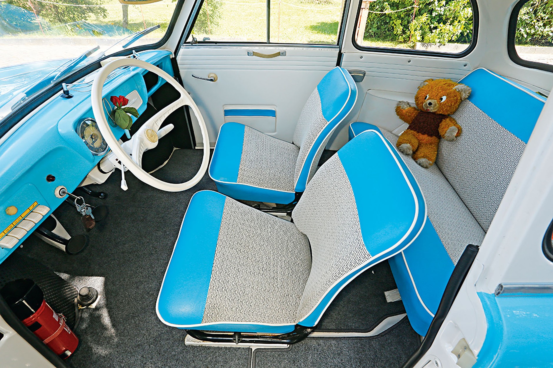 Trabant SKR32