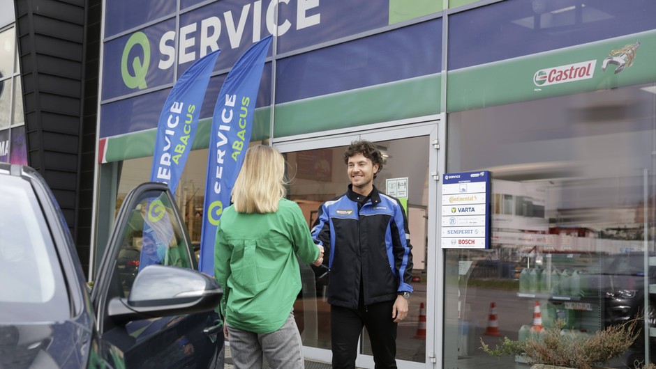 Q Service Castrol