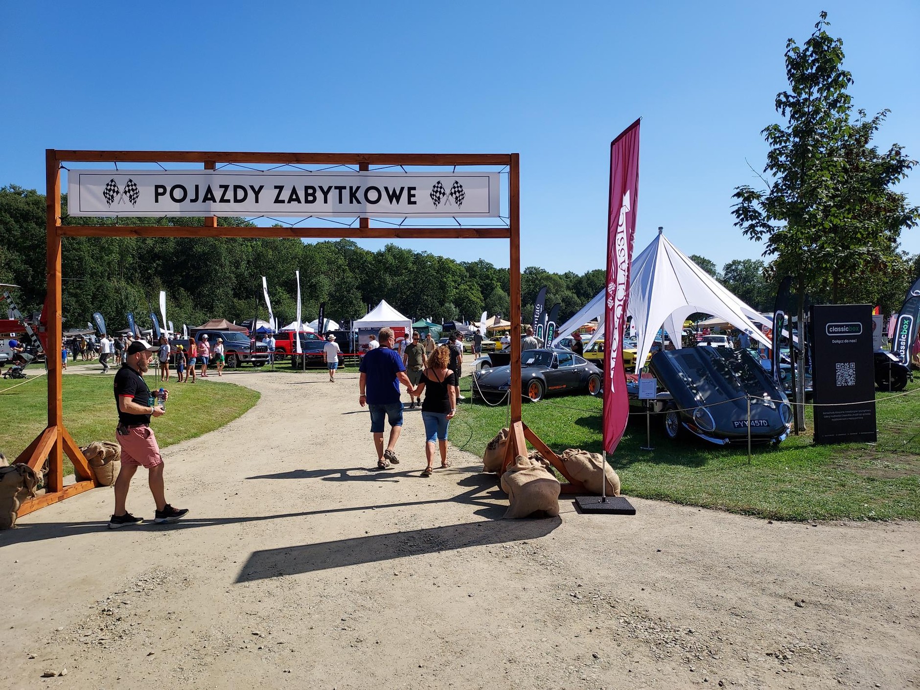 Klasyczne pojazdy na zamku Topacz 2024