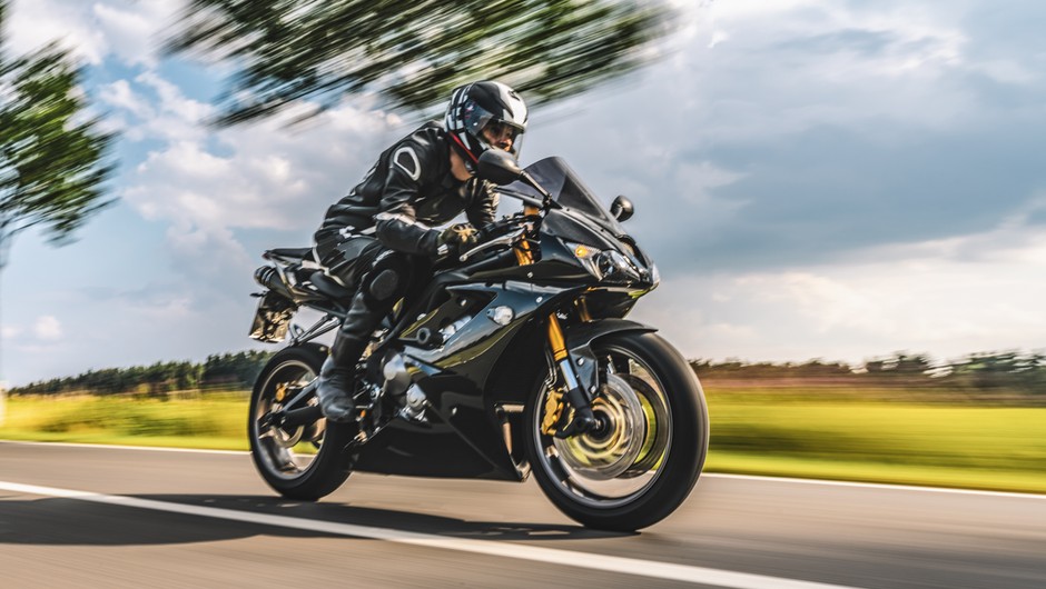 Norweski sąd skazał 31-letniego motocyklistę na karę 1,5 roku więzienia i dożywotnio odebrał prawo jazdy | zdj. ilustracyjne