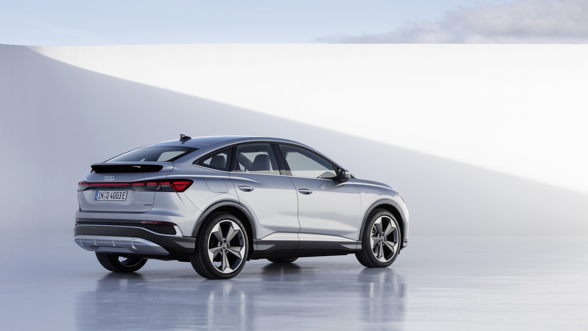 Nowe Audi Q4 e-tron i Q4 e-tron Sportback