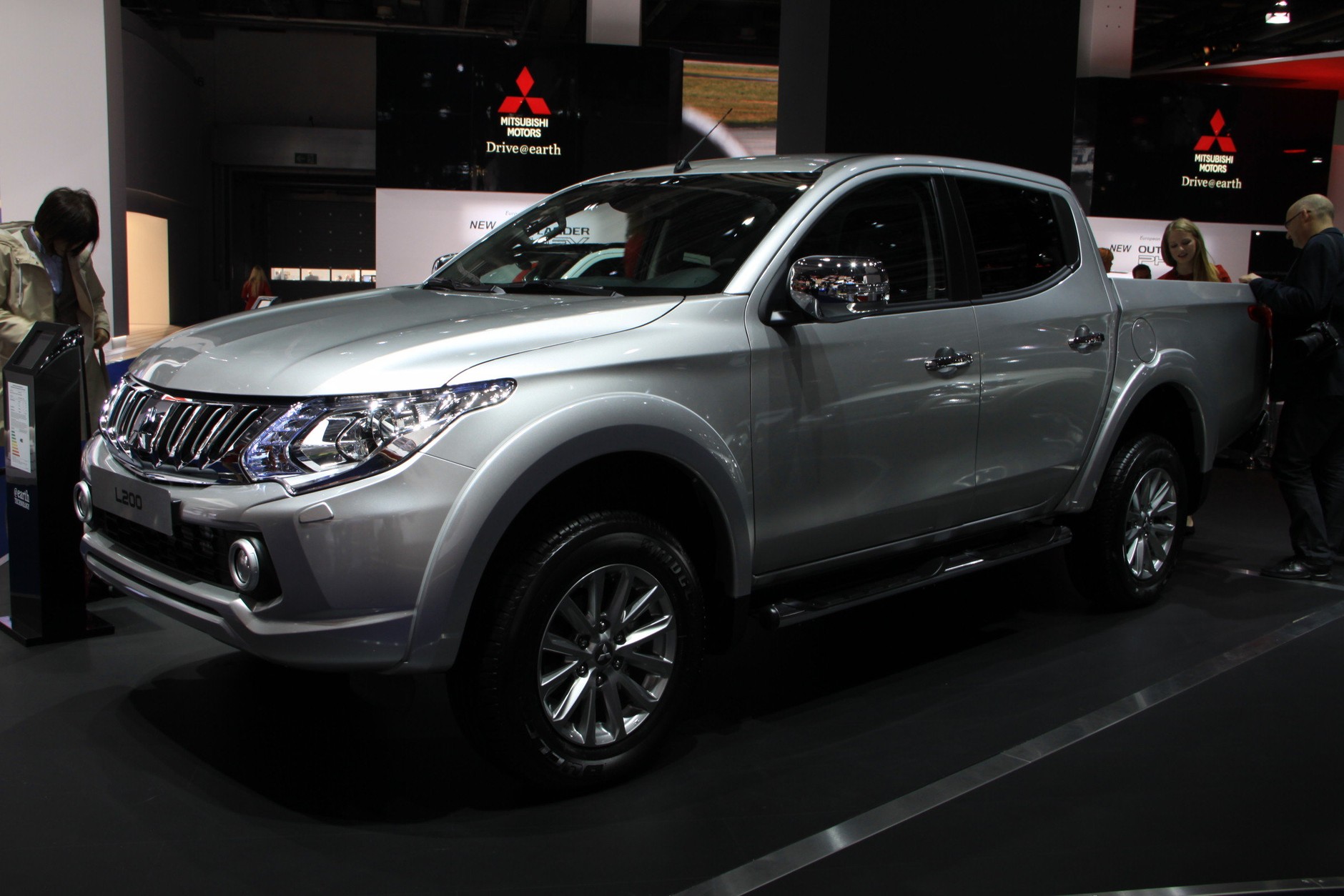 Mitsubishi L200 (Frankfurt 2015)