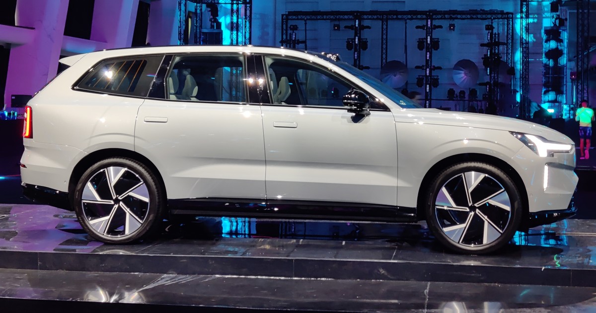 Volvo EX90