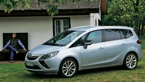 Opel Zafira 2.0 CDTI - wszechstronny ekspres rodzinny