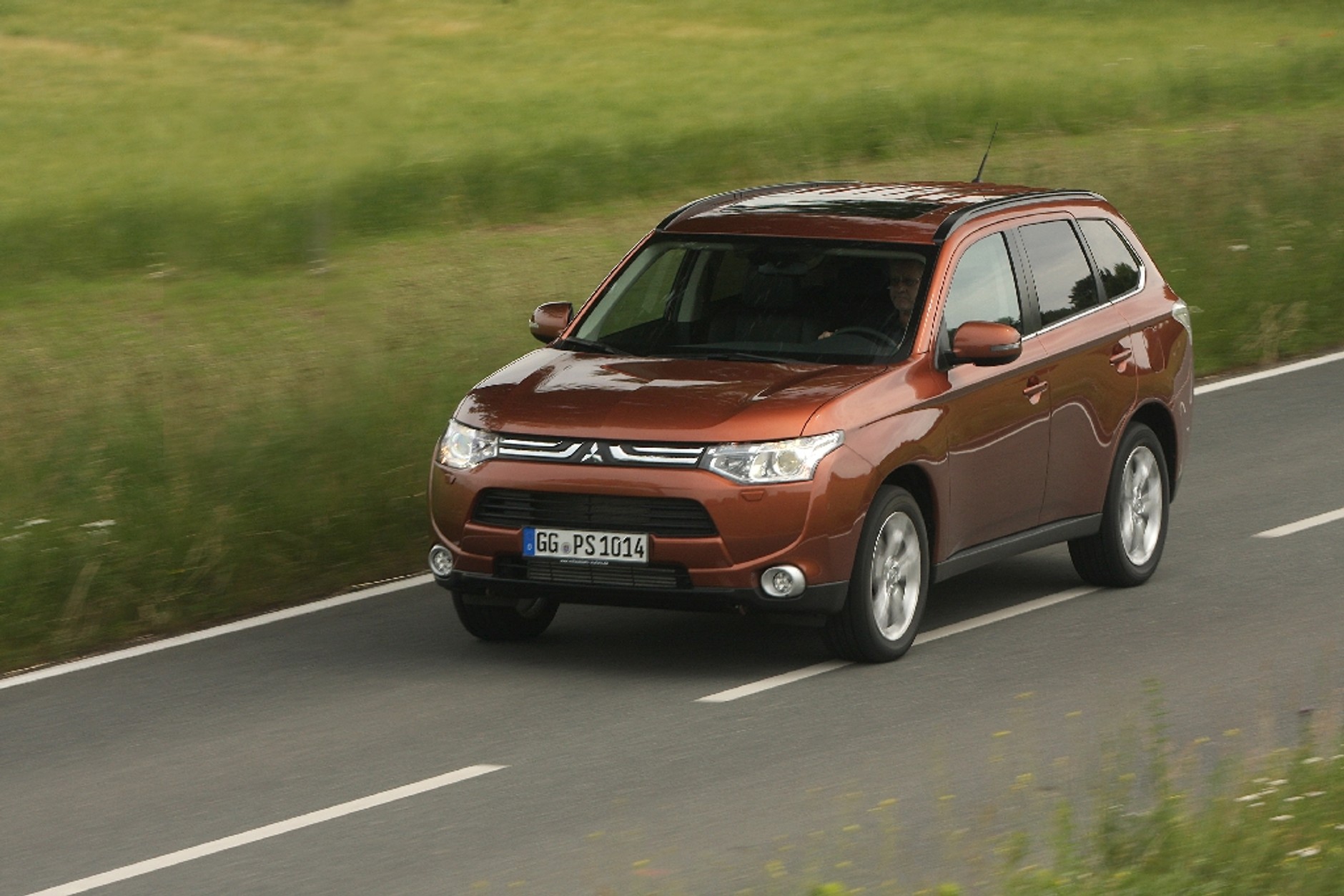 Mitsubishi Outlander bez tajemnic - zdjęcia