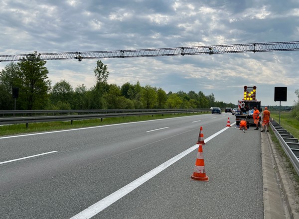 GITD montuje kolejny odcinkowy pomiar prędkości. Okaże się równie skuteczny, jak ten na A4?