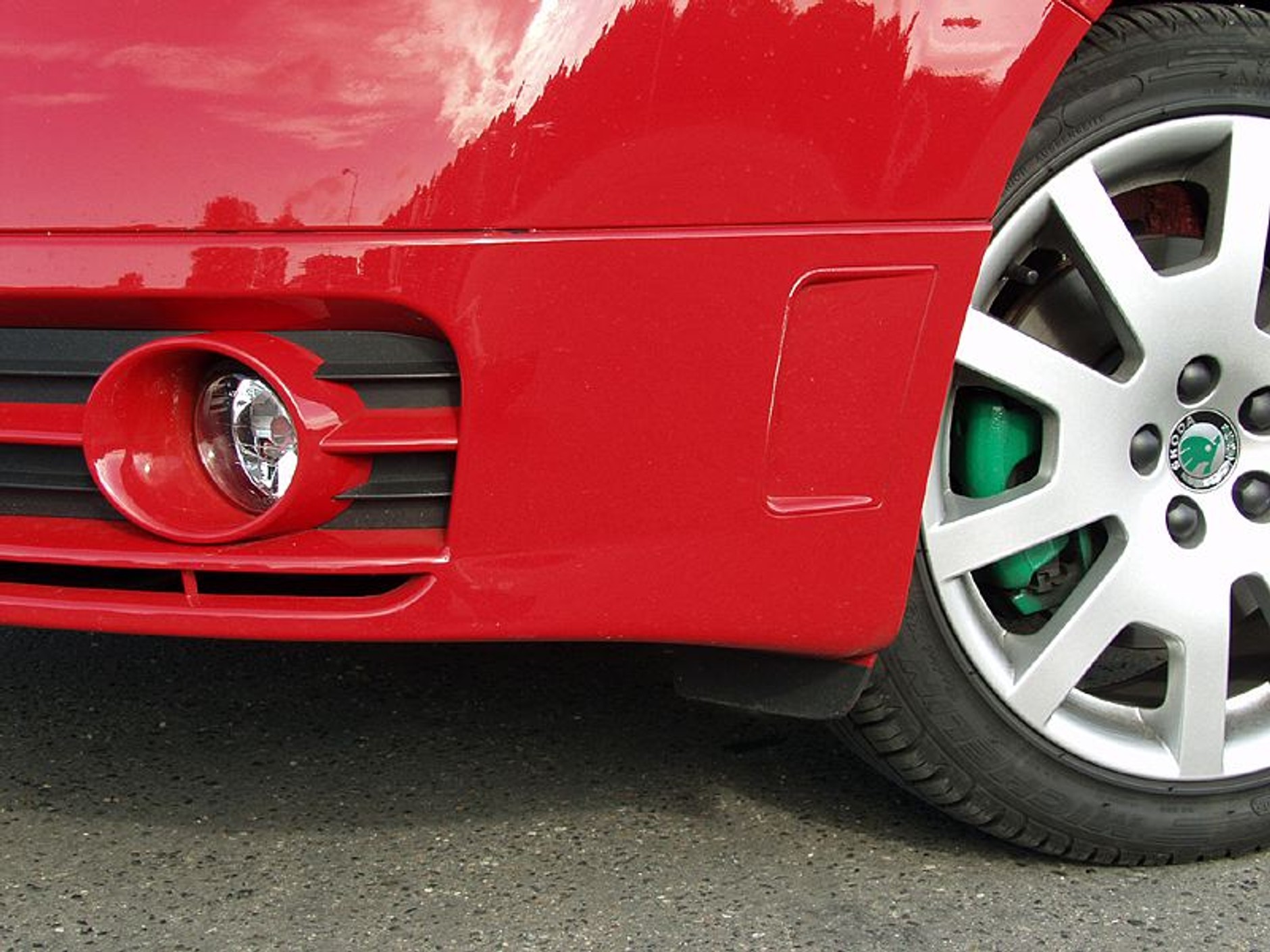 Co kradną w Niemczech? Liderem jest VW Caravelle, Škoda Fabia RS w TOP5