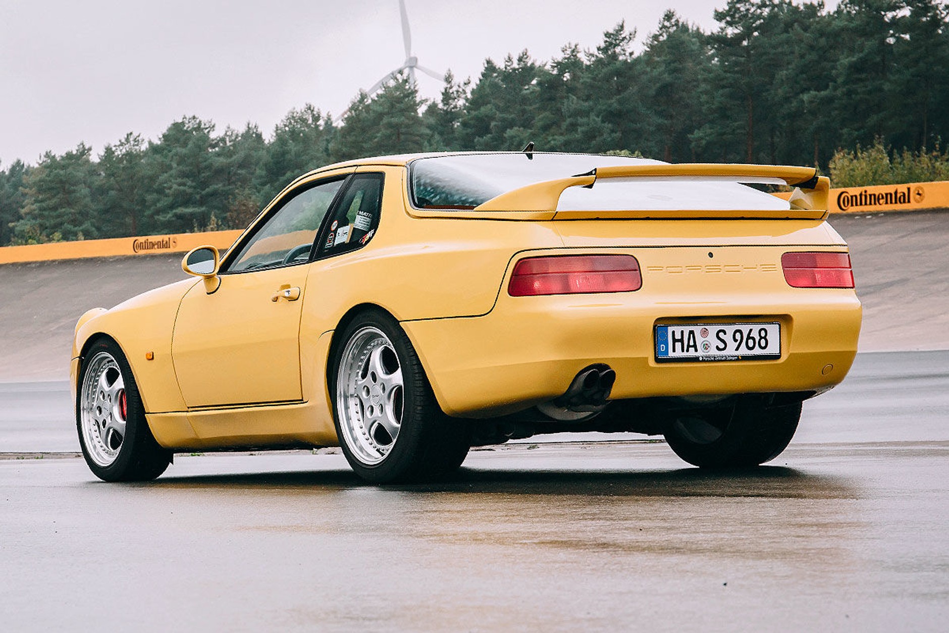 Porsche 968 Turbo S