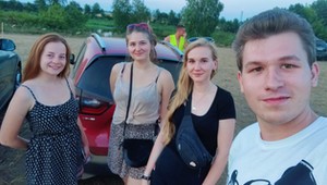 Zrobiłem z Hondy Jazz małą ciężarówkę. Tak jechałem na Pol'and'Rock Festival