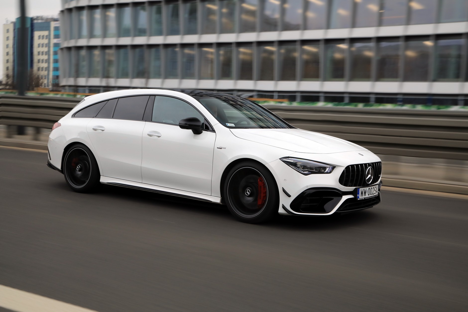 Mercedes-AMG CLA 45 S 4MATIC Shooting Brake