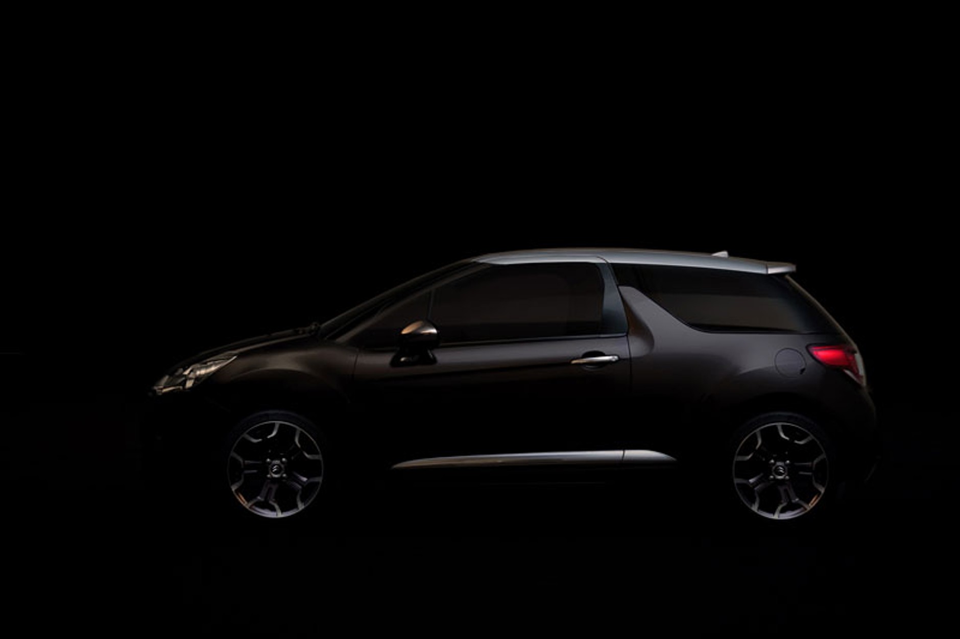 Citroën uruchomił DS Inside w jezyku polskim