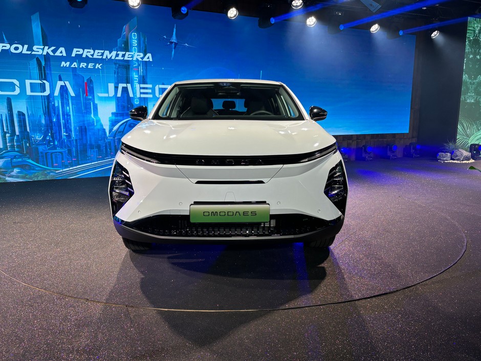 Omoda E5