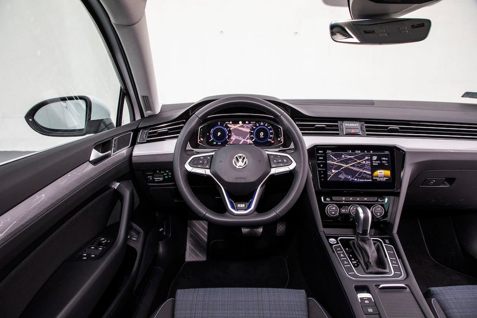 Volkswagen Passat GTE – na benzynę i na prąd