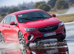 Opel Insignia GSi – silnik to nie wszystko | TEST