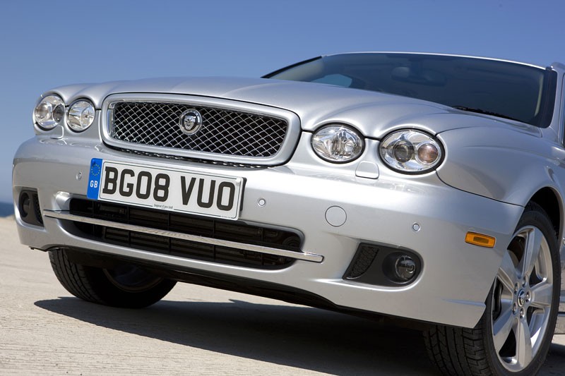 Jaguar Land Rover w 2014 zamknie jeden zakład